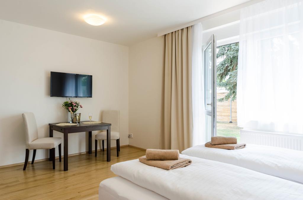 Pension Zličín Praga Habitación foto