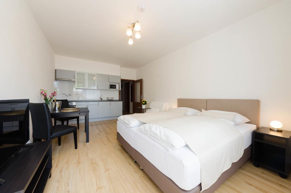 Pension Zličín Praga Habitación foto