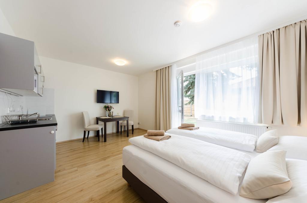Pension Zličín Praga Habitación foto